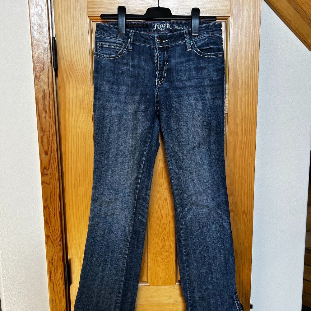 Wrangler Rock 47 Jeans with Embroidered Southwest Design, Size 29 x 34